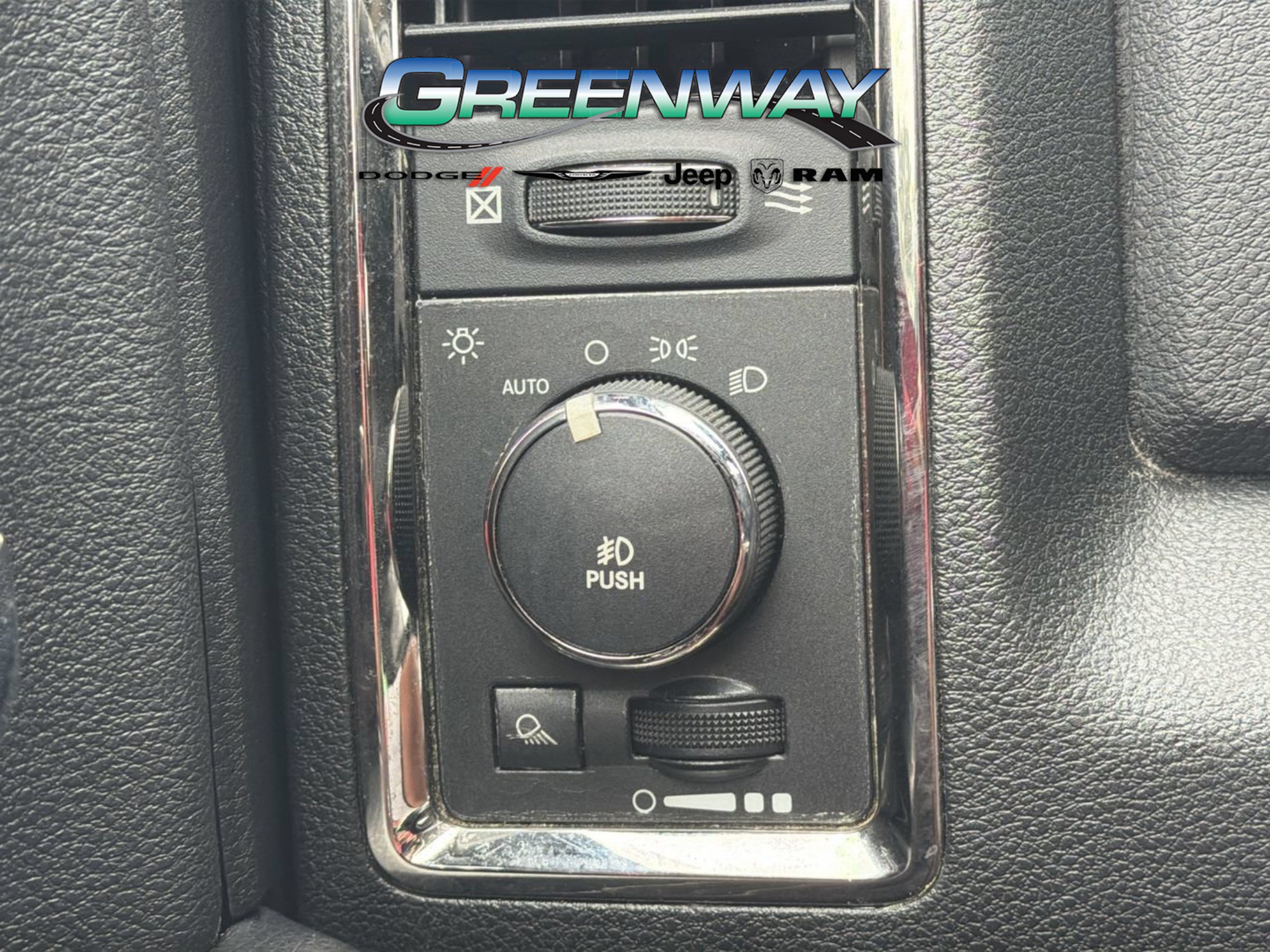 Used 2013 RAM 1500 Sport w/ Sport Premium Group AWD/4WD image 25