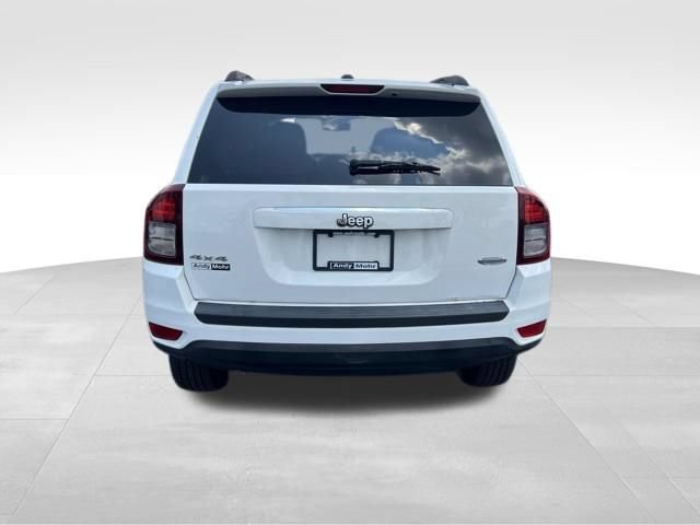 Used 2014 Jeep Compass Latitude w/ Sun/Sound Group AWD/4WD image 6