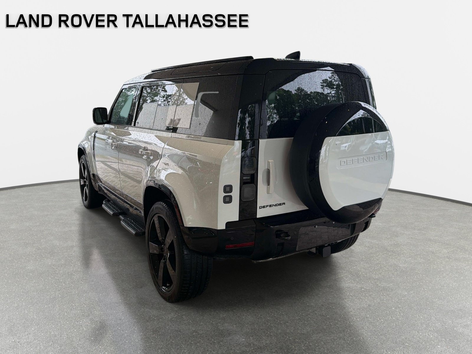 New 2026 Land Rover Defender 110 X-Dynamic SE AWD/4WD image 7