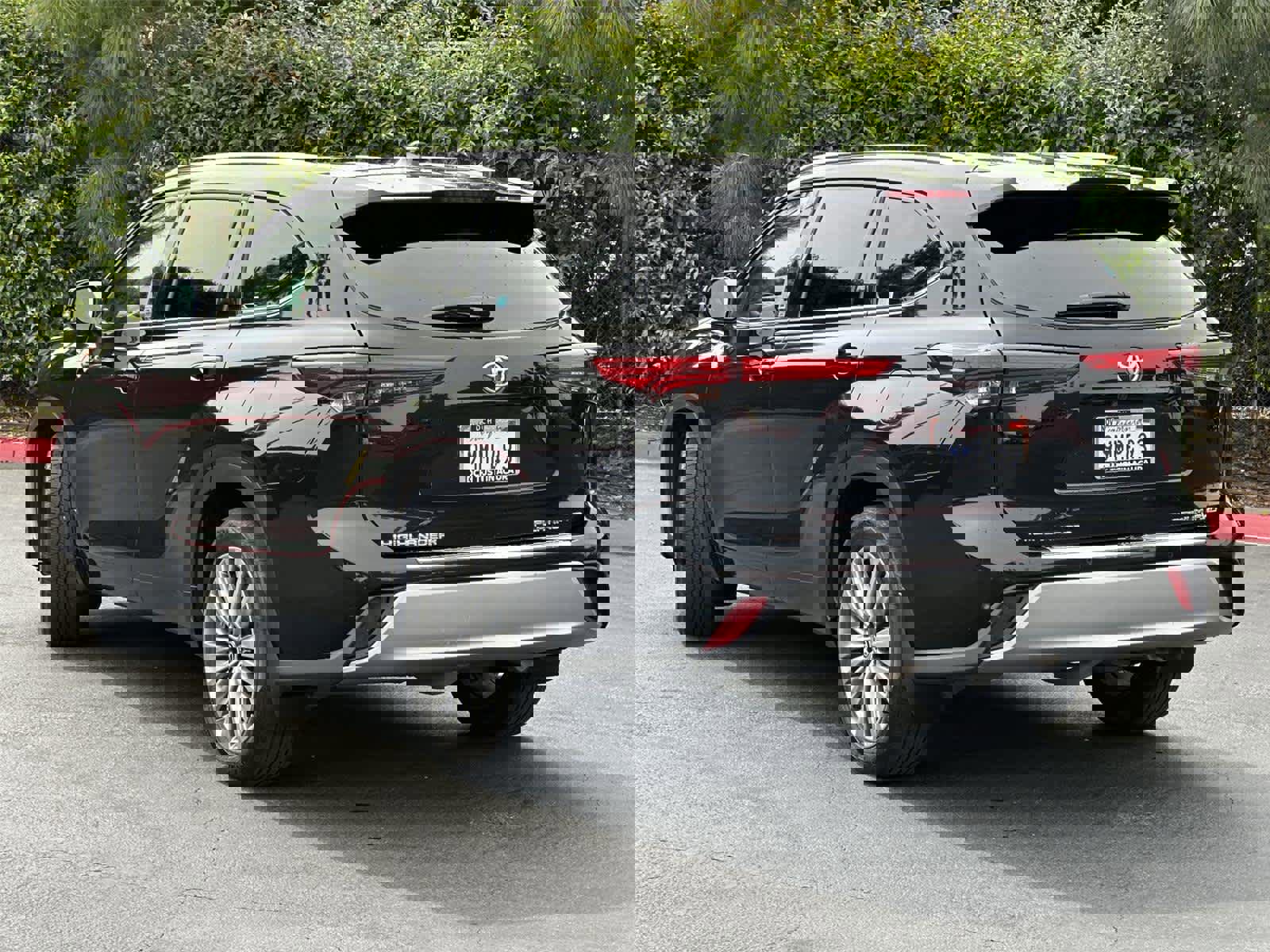 Used 2020 Toyota Highlander Platinum image 4