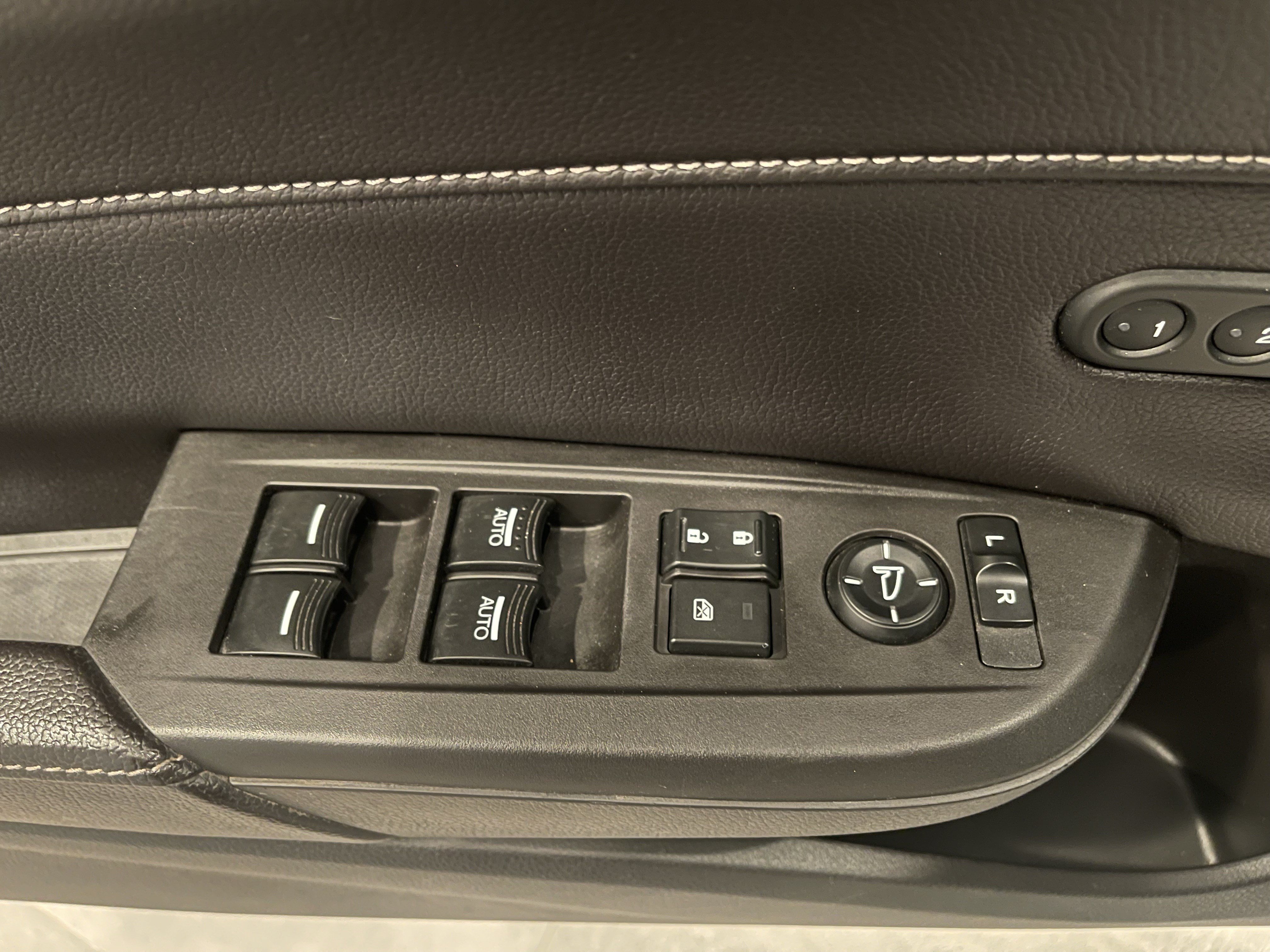 Used 2019 Acura ILX FWD image 11