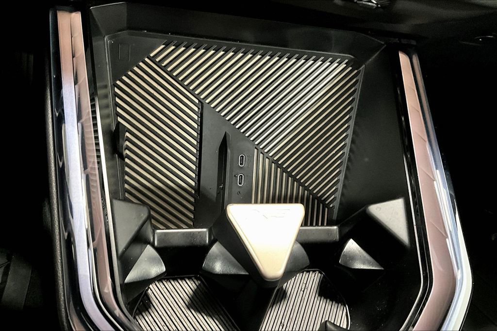 Used 2025 BMW X3 xDrive30i w/ Premium Package image 31