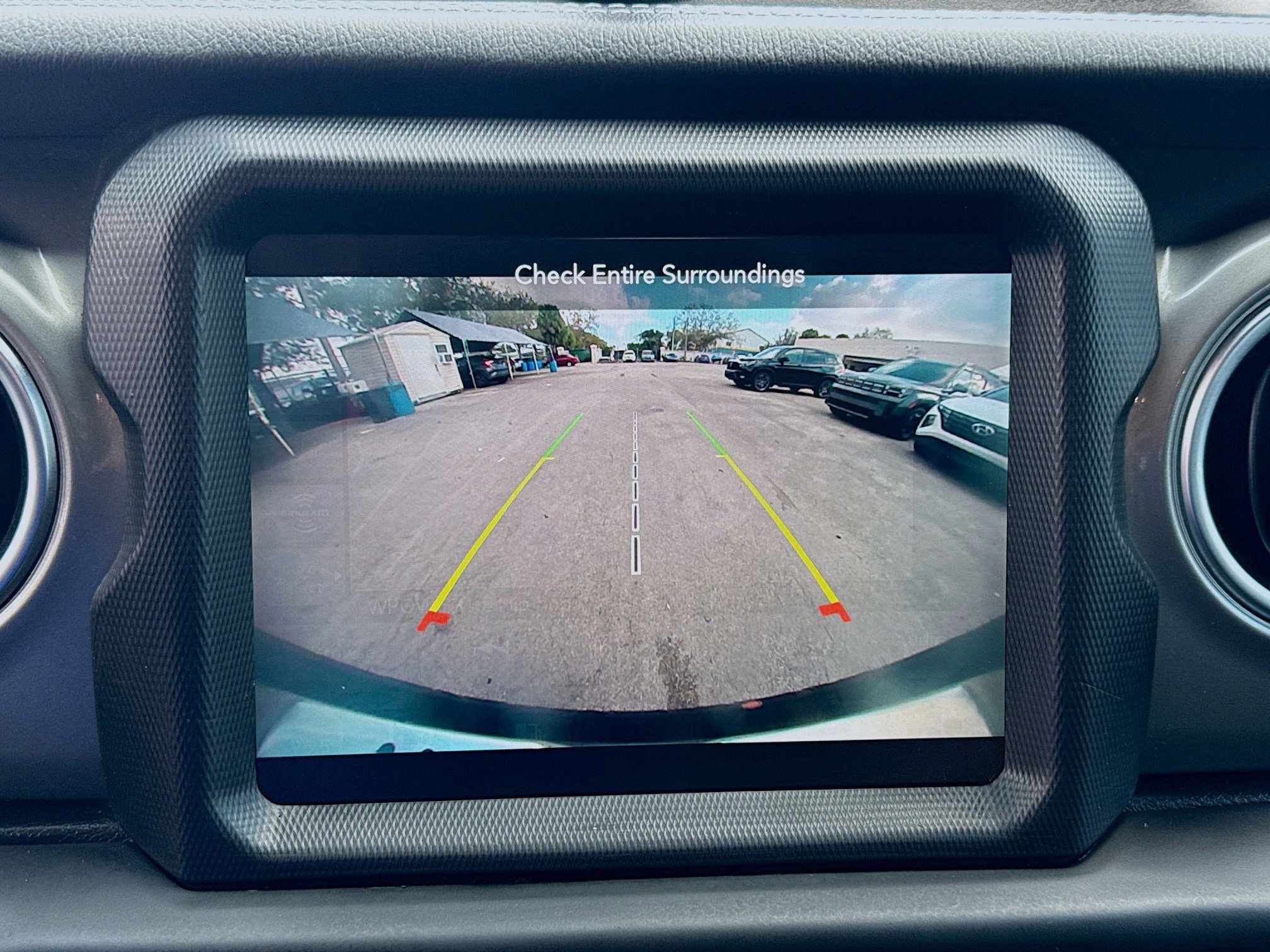 Used 2022 Jeep Wrangler Unlimited Sahara image 12