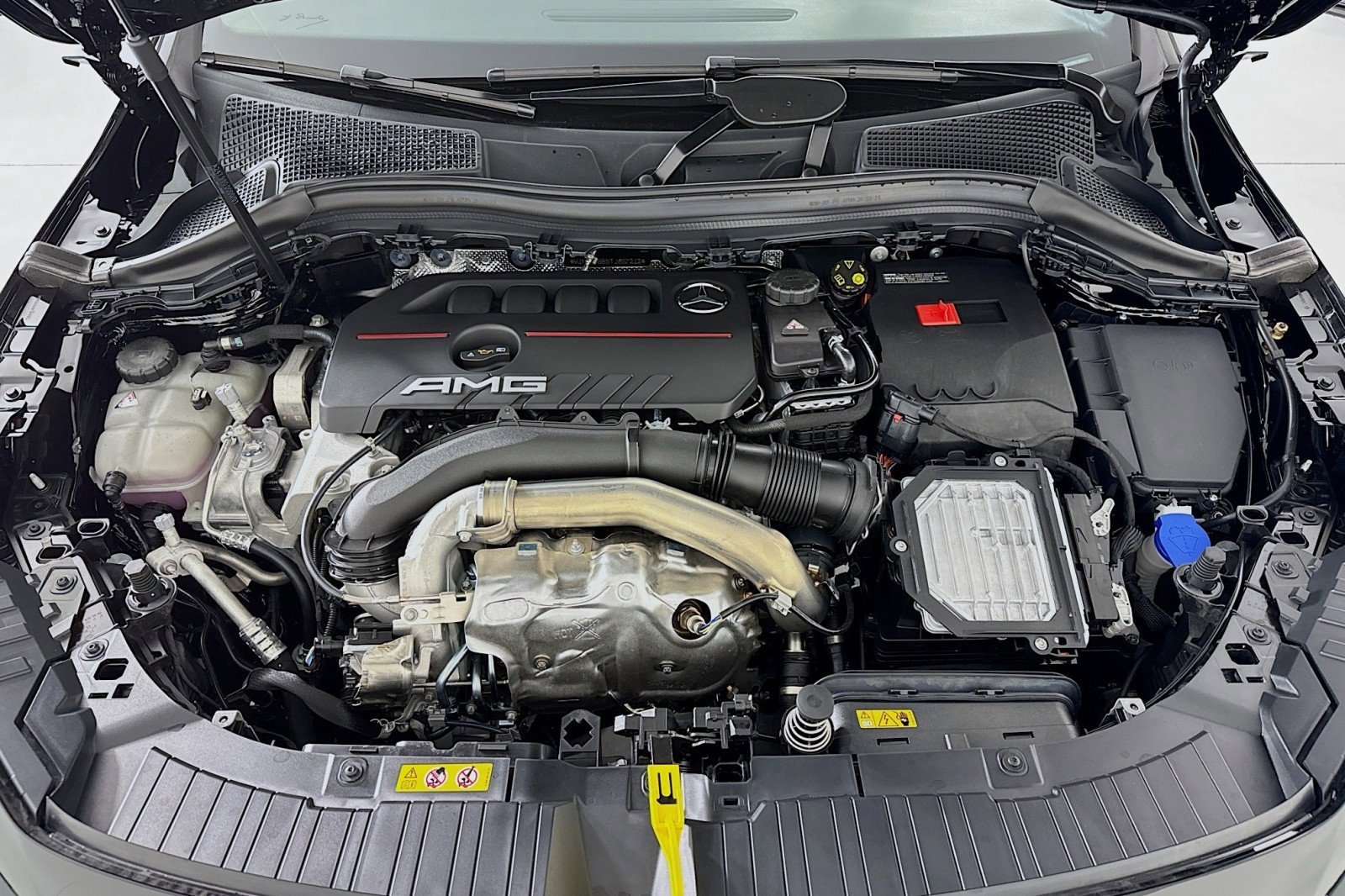 New 2026 Mercedes-Benz GLA 35 AMG 4MATIC image 10