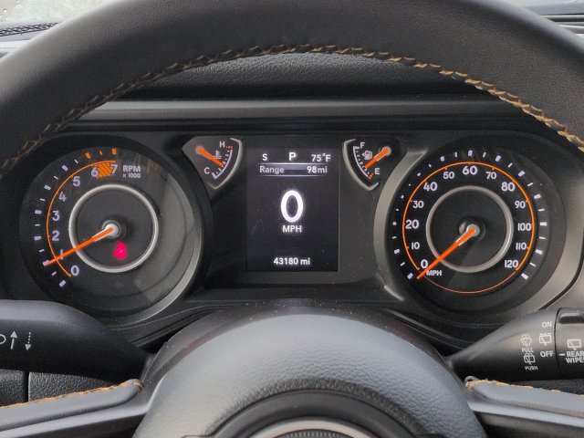 Used 2024 Jeep Wrangler Unlimited Sport AWD/4WD image 25