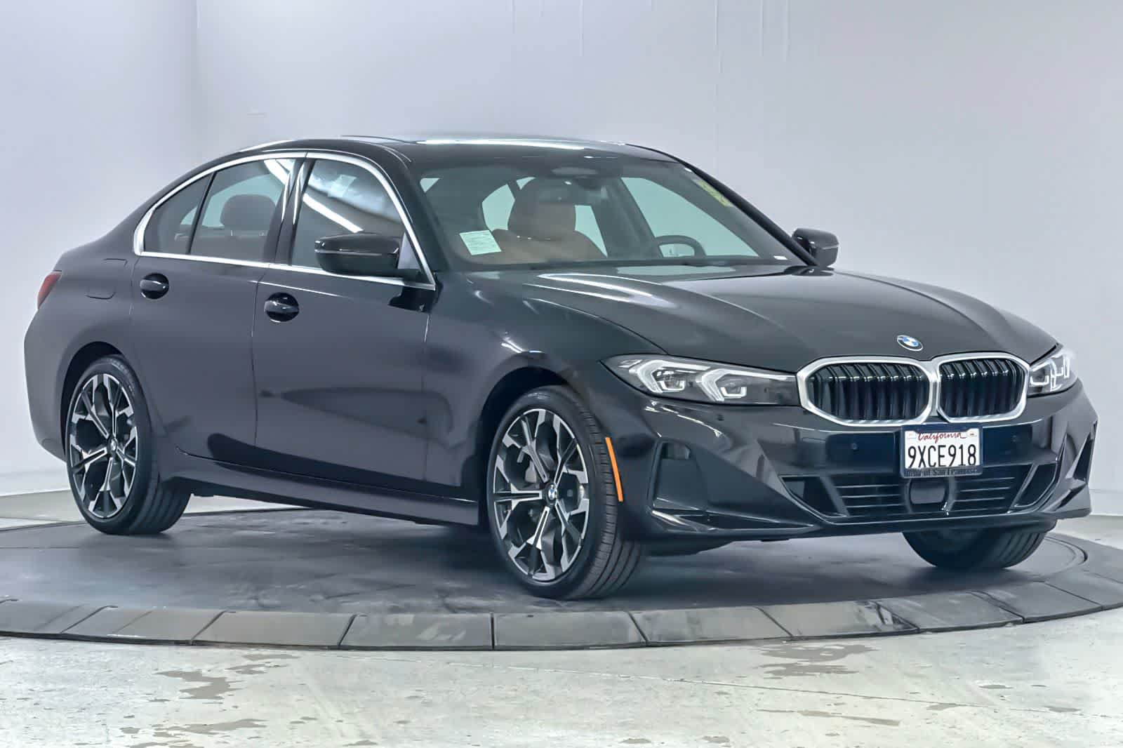 Used 2026 BMW 330i Sedan w/ Premium Package RWD image 9