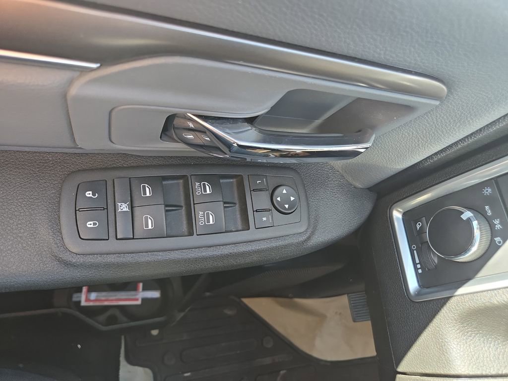Used 2023 RAM 1500 Classic SLT w/ Protection Group image 21