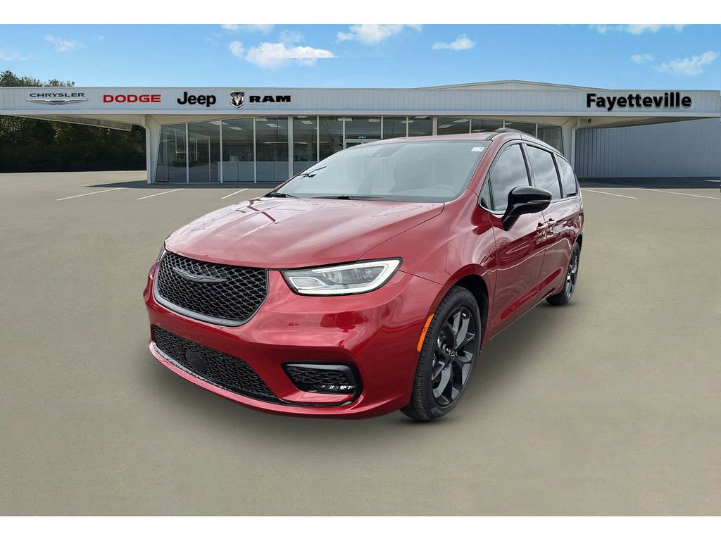 New 2026 Chrysler Pacifica Limited w/ S Appearance Package image 7