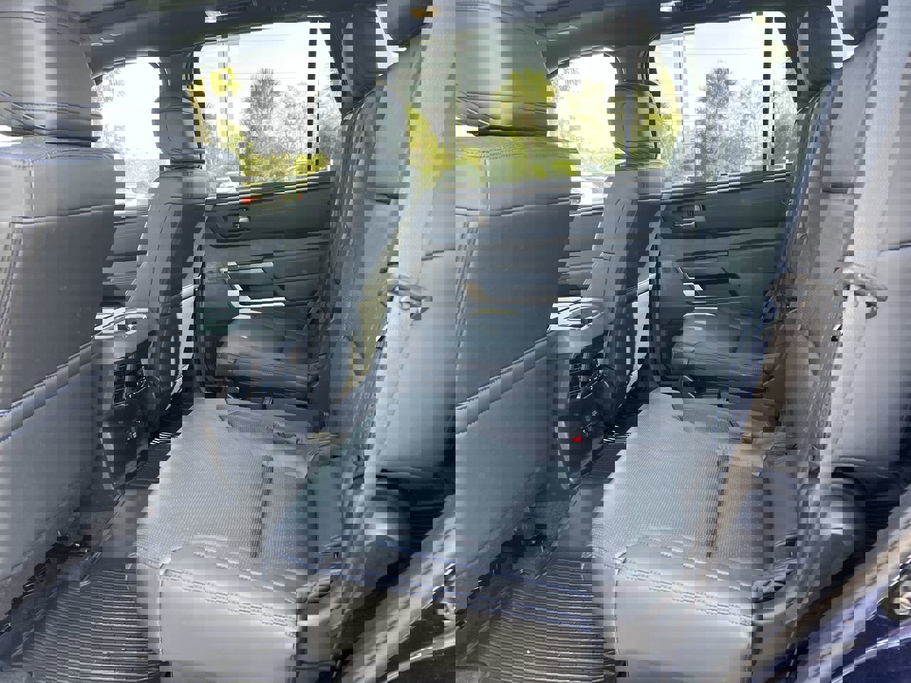 Used 2026 Toyota Sequoia Platinum image 32