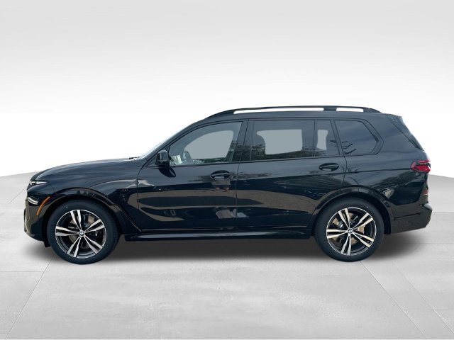 New 2027 BMW X7 M60i AWD/4WD image 7