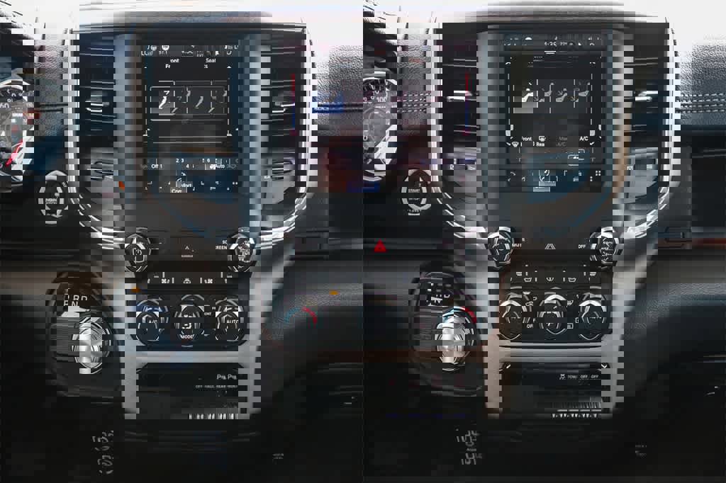 Used 2022 RAM 1500 Laramie image 13