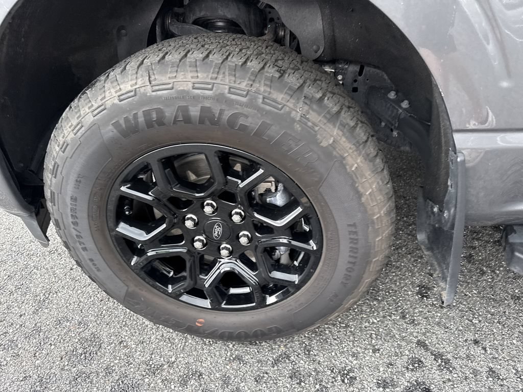 Used 2025 Ford F150 STX AWD/4WD image 11