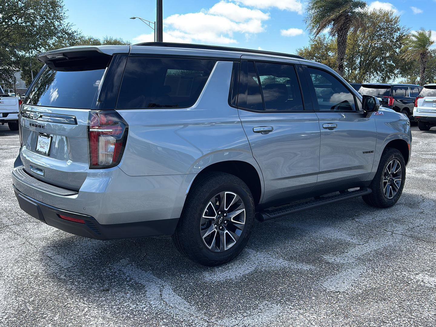 Certified 2023 Chevrolet Tahoe Z71 w/ Luxury Package image 7