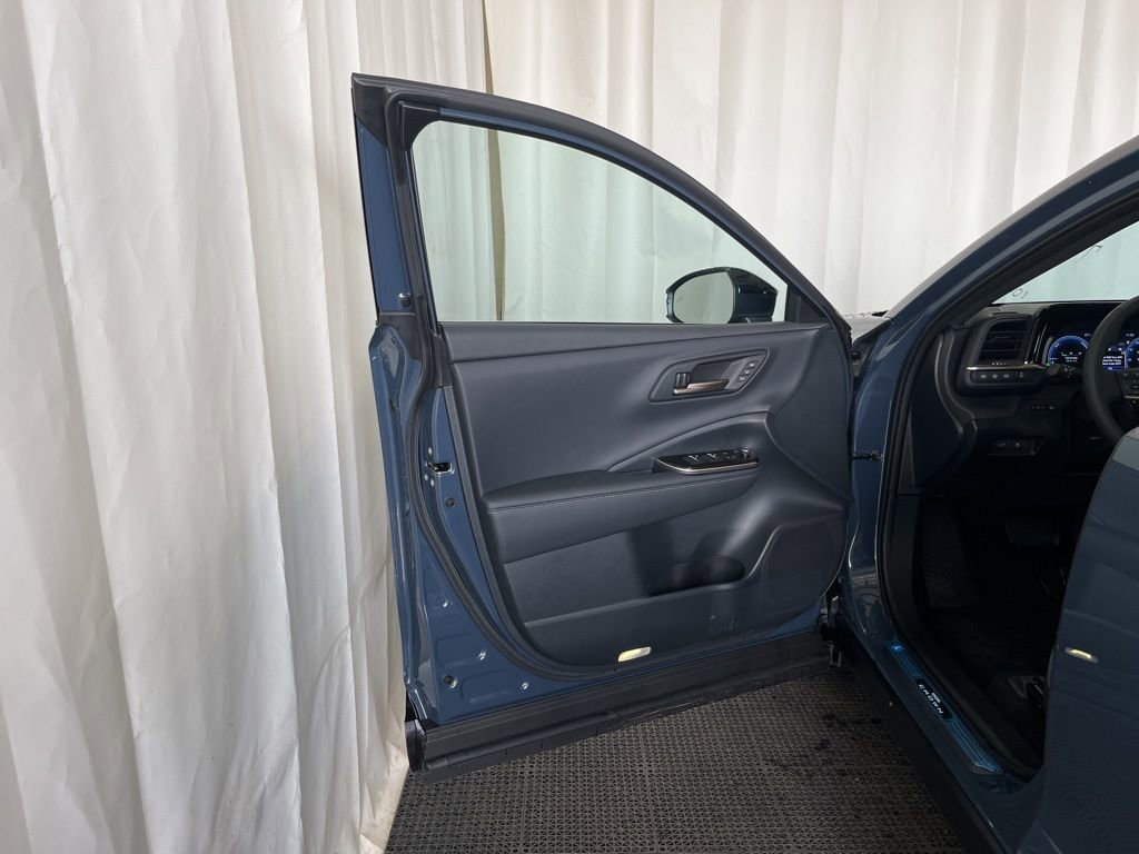 New 2026 Toyota Crown Signia image 17