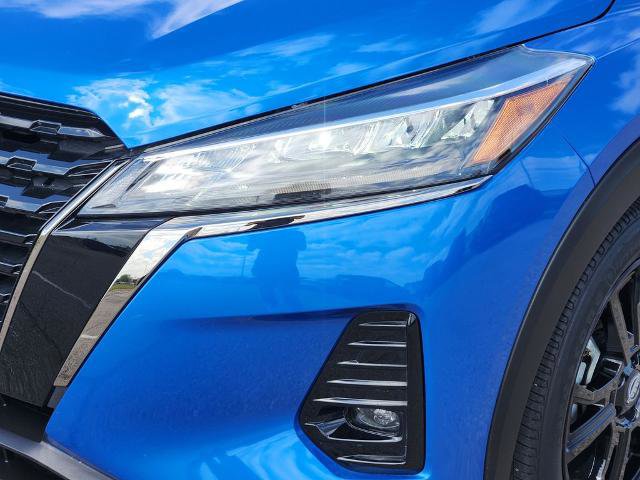 Certified 2024 Nissan Kicks SR image 5
