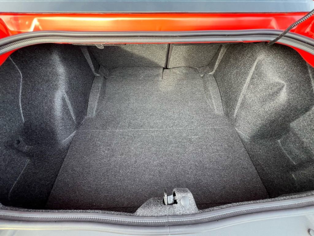 Used 2019 Dodge Challenger SRT Hellcat Redeye image 32