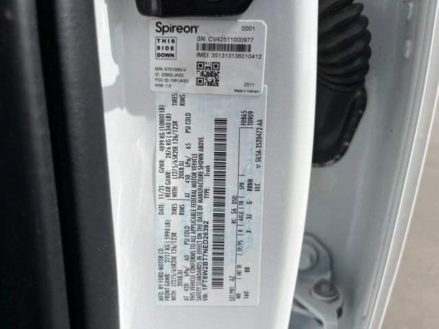 Used 2022 Ford F250 Platinum w/ FX4 Off-Road Package AWD/4WD image 17