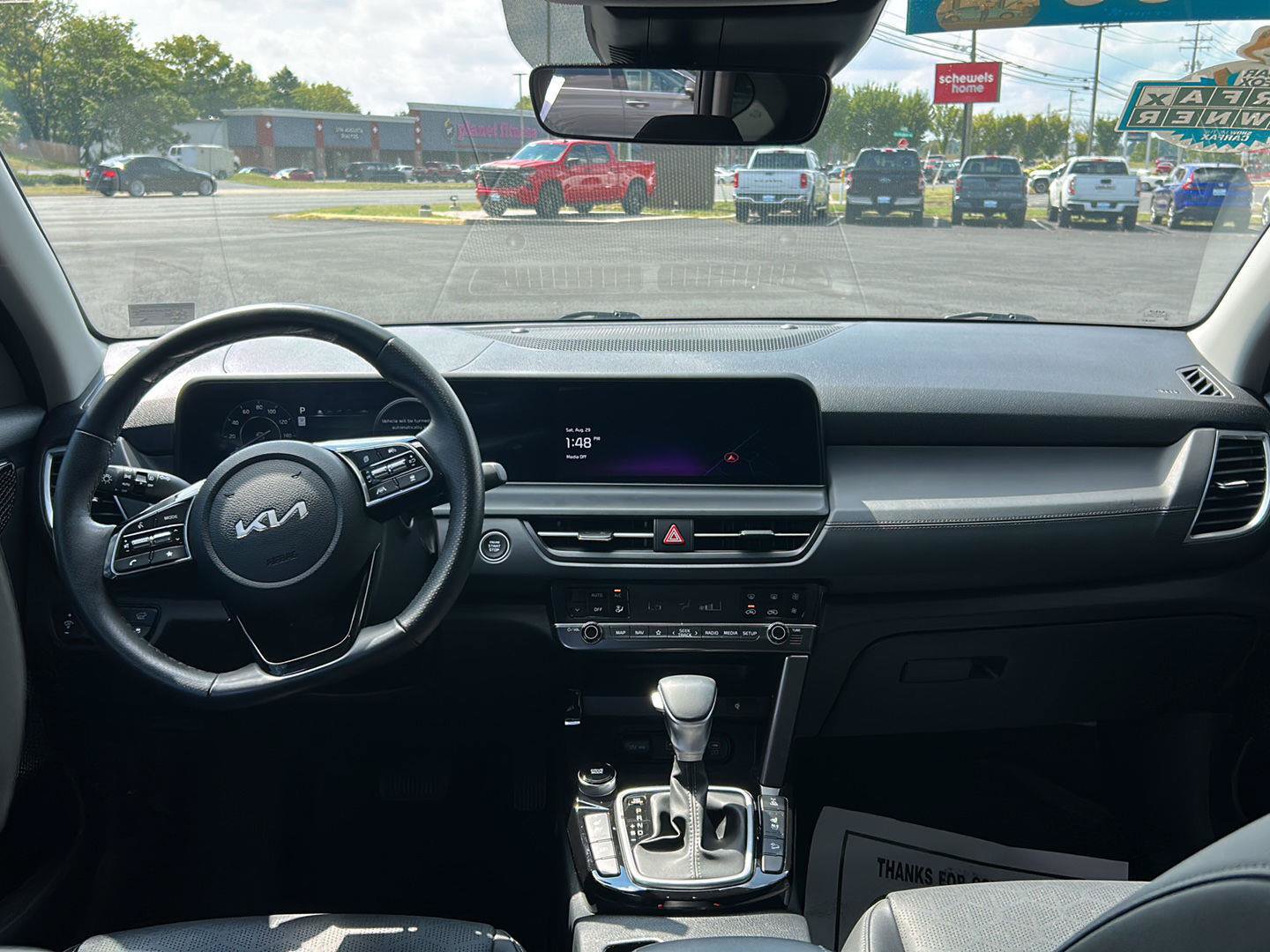 Used 2024 Kia Seltos SX w/ SX Sunroof Package AWD/4WD image 19