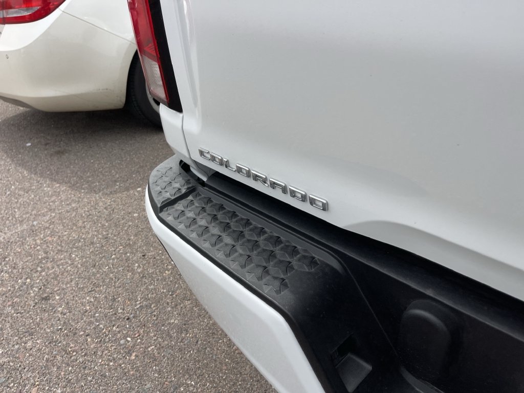 Used 2023 Chevrolet Colorado LT w/ LPO, Pro Essentials Package RWD image 6