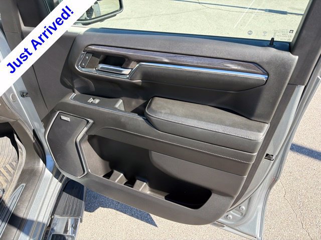 Used 2024 Chevrolet Silverado 1500 LTZ AWD/4WD image 25