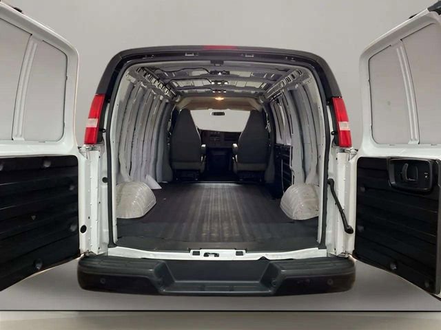 Used 2022 Chevrolet Express 2500 w/ Driver Convenience Package RWD image 68