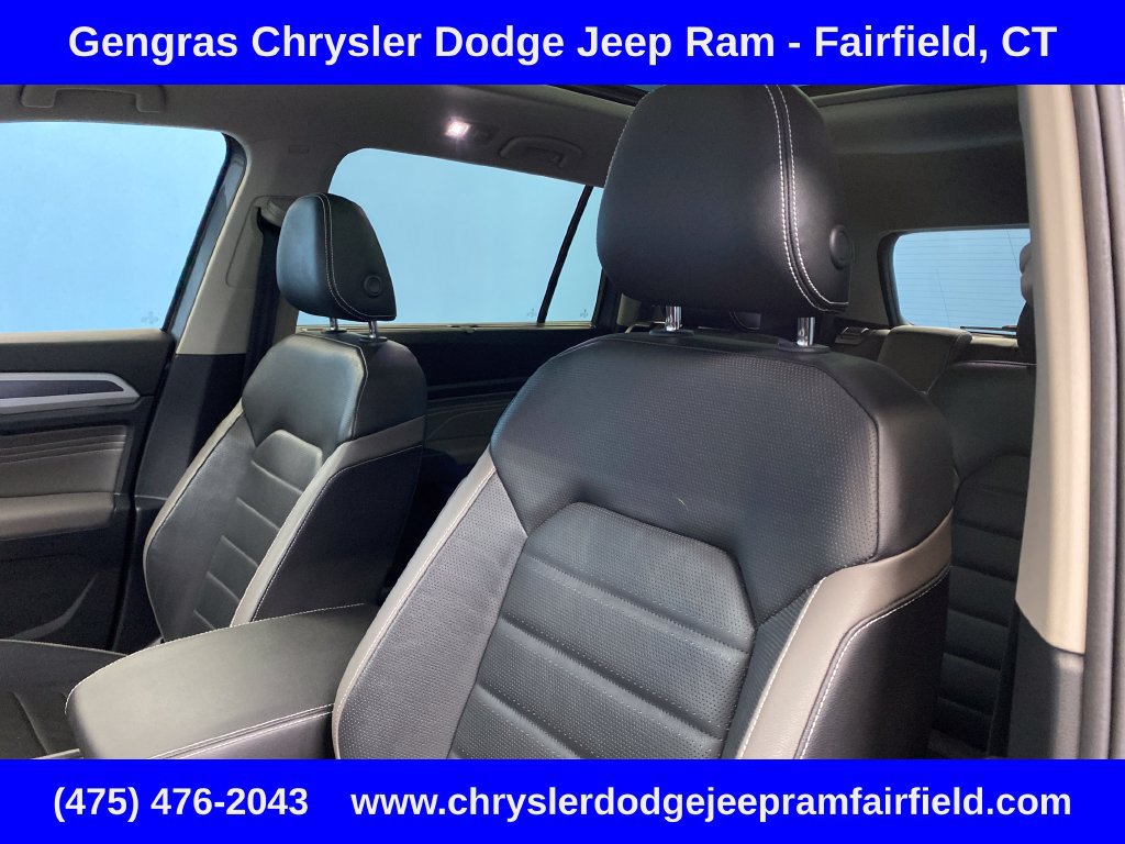 Used 2023 Volkswagen Atlas SEL Premium AWD/4WD image 8