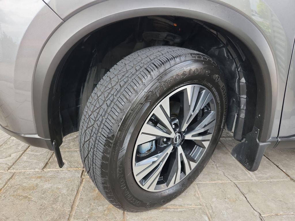 Certified 2023 Nissan Rogue SV image 30