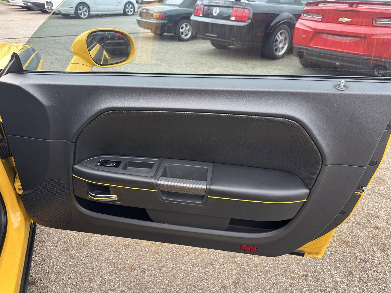 Used 2012 Dodge Challenger R/T RWD image 21