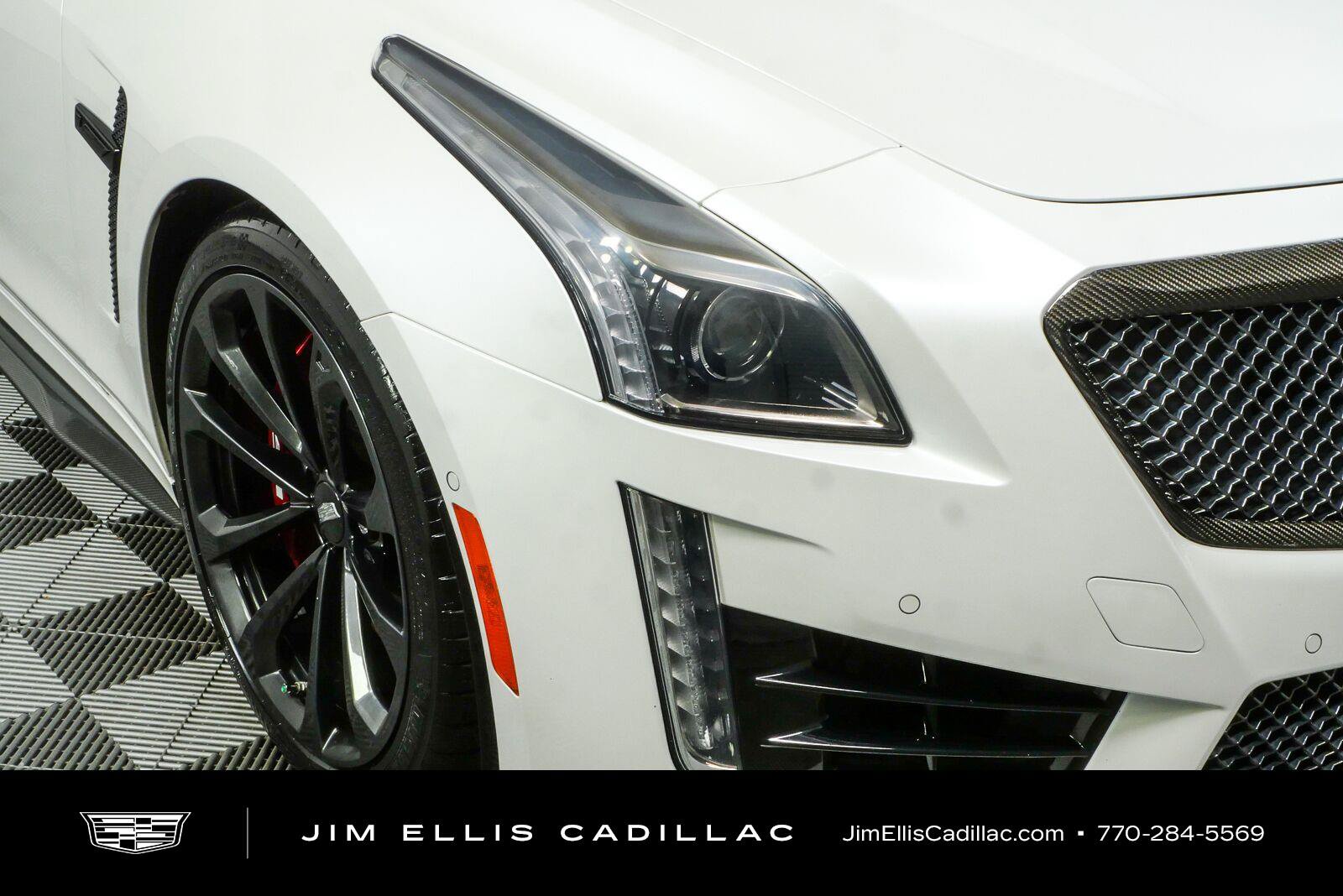 Used 2019 Cadillac CTS V w/ Carbon Fiber Package RWD image 36