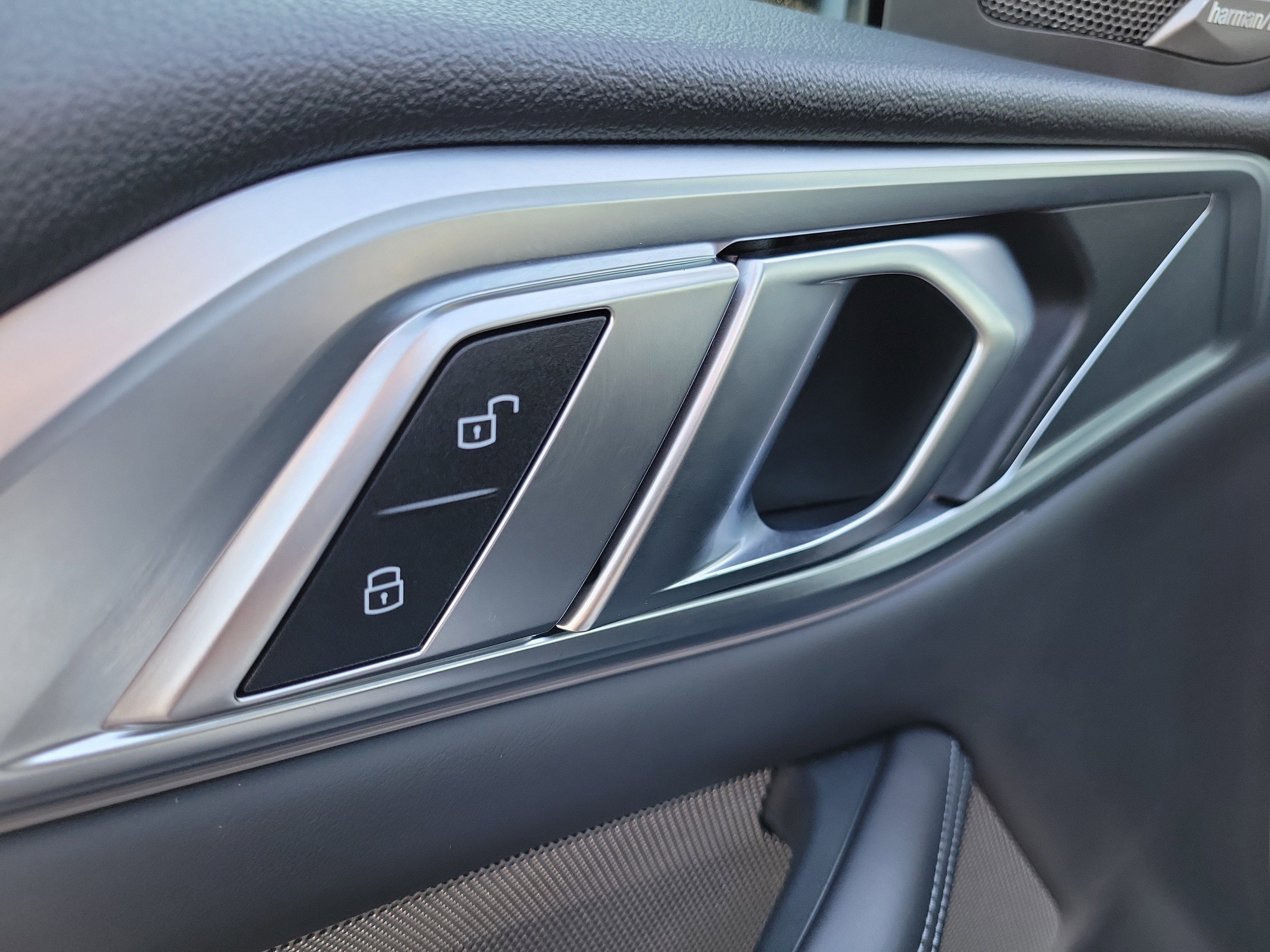 Used 2021 BMW M4 Competition w/ Executive Package image 12