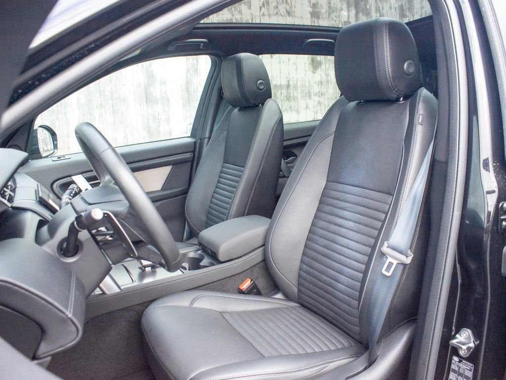 Certified 2024 Land Rover Discovery Sport Dynamic SE AWD/4WD image 20