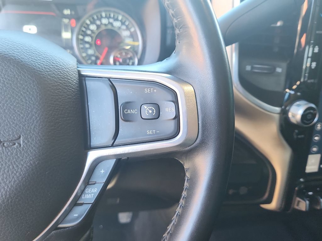 Used 2024 RAM 2500 Laramie AWD/4WD image 21