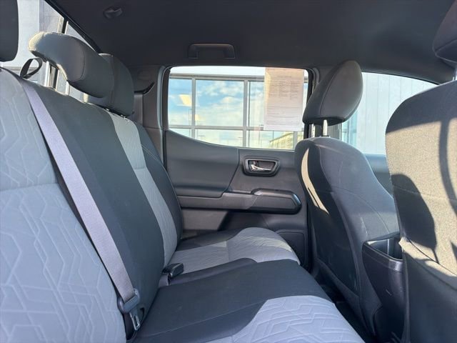 Used 2022 Toyota Tacoma TRD Sport AWD/4WD image 13