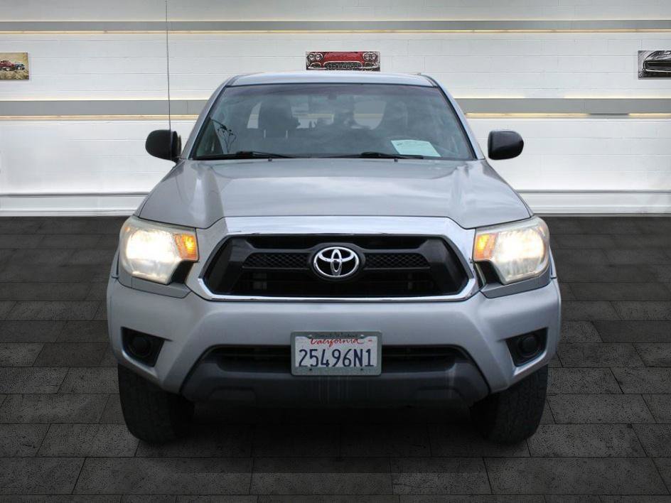Used 2014 Toyota Tacoma PreRunner image 2