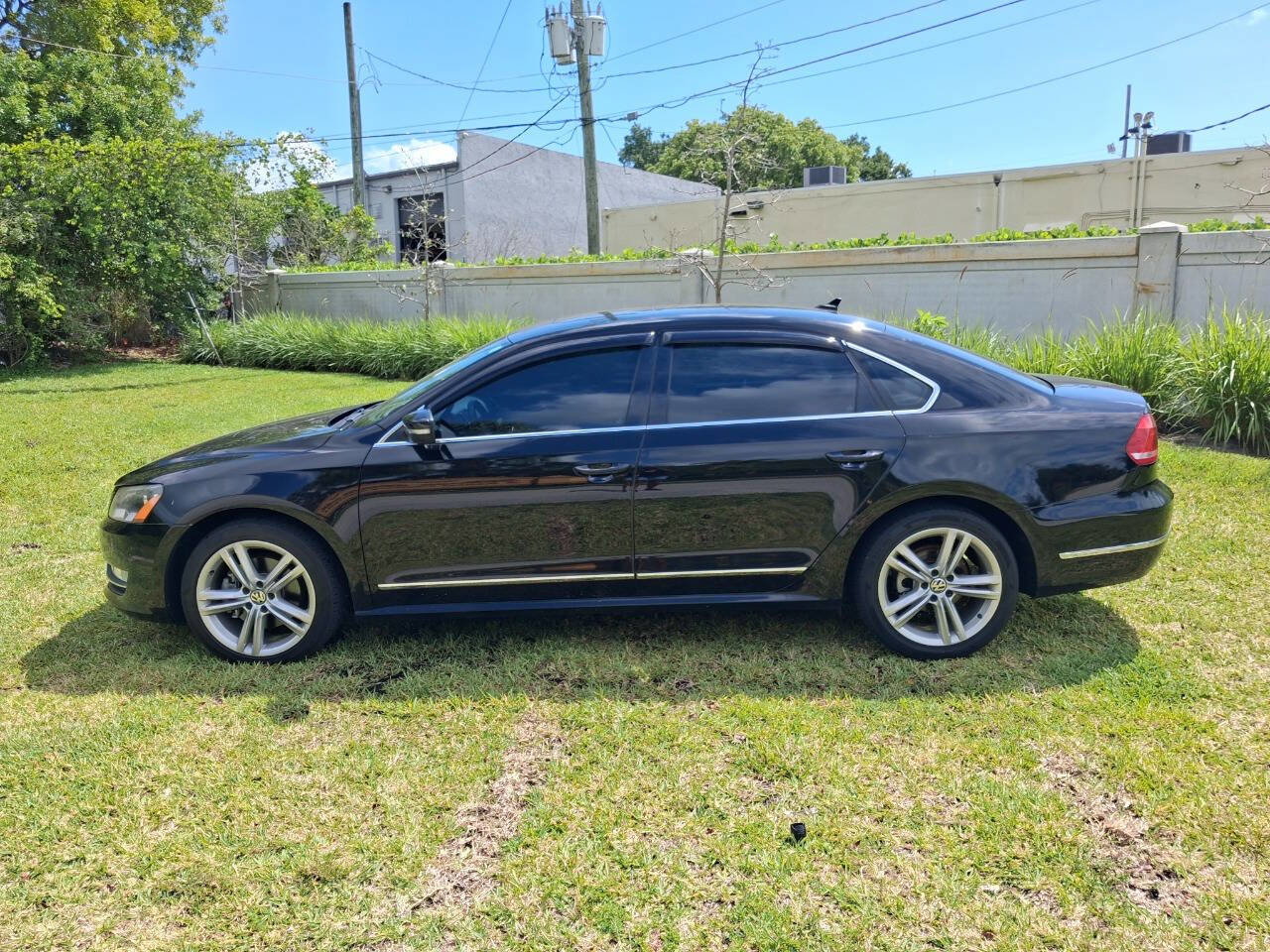 Used 2015 Volkswagen Passat TDI SEL Premium FWD image 9
