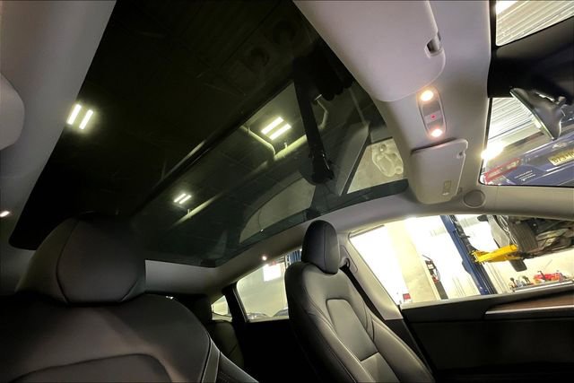 Used 2023 Tesla Model Y Performance image 21