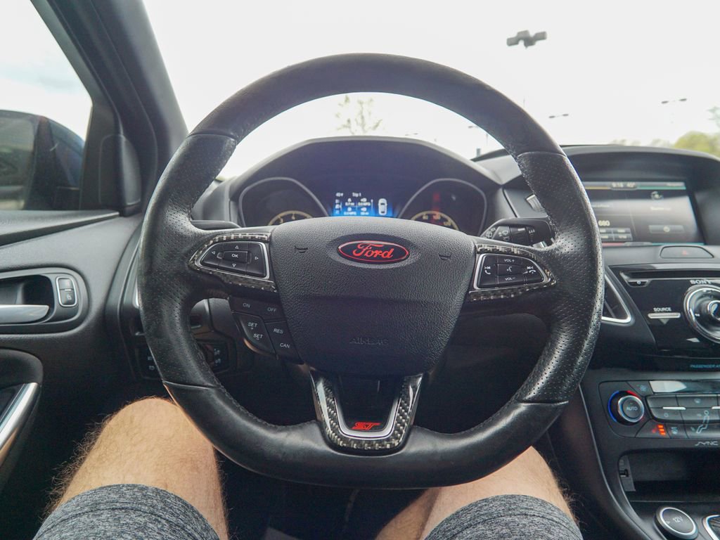 Used 2015 Ford Focus ST w/ Equipment Group 402A FWD image 19