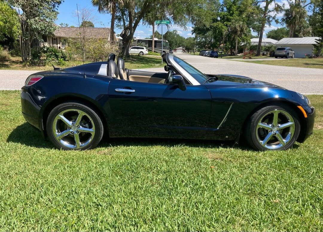 Used 2007 Saturn Sky Red Line image 5