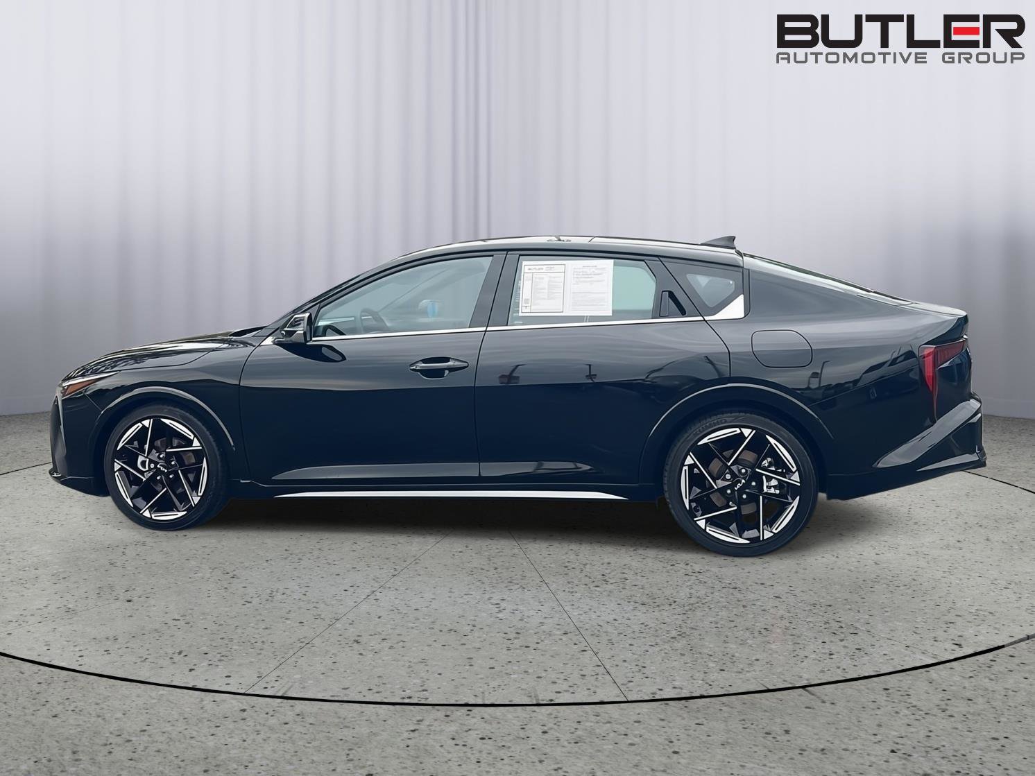 Used 2025 Kia K4 GT-Line w/ GT-Line Premium Package image 3