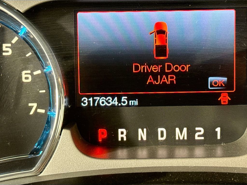 Used 2011 Ford F150 Platinum image 11