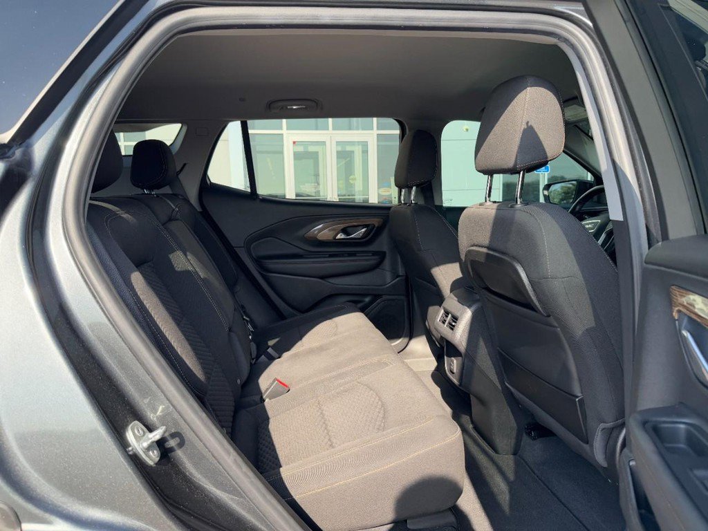 Used 2021 GMC Terrain SLE w/ Driver Convenience Package AWD/4WD image 10