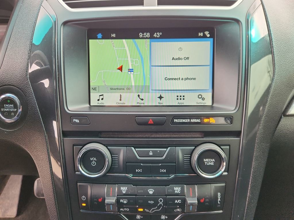 Used 2017 Ford Explorer XLT w/ Equipment Group 202A image 19