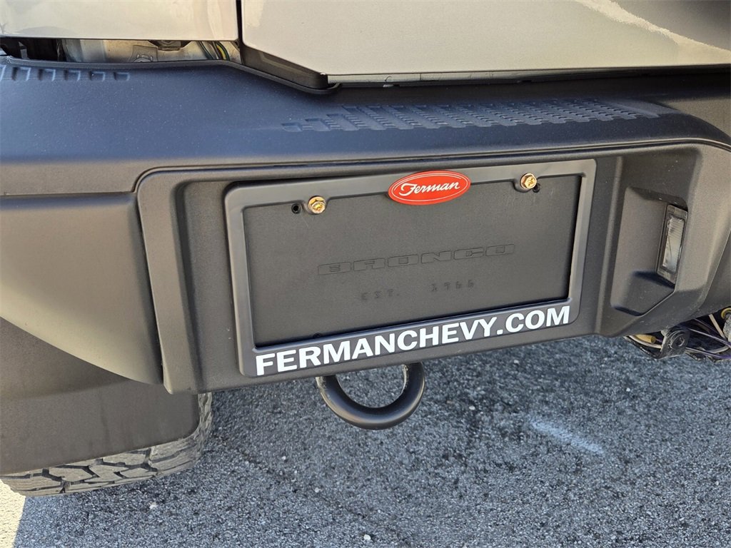 Used 2021 Ford Bronco Black Diamond image 11