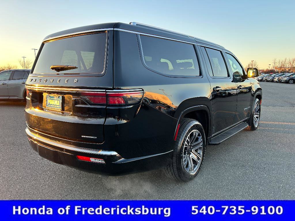 Used 2024 Jeep Wagoneer L Series II w/ Flexible Seating Group image 6