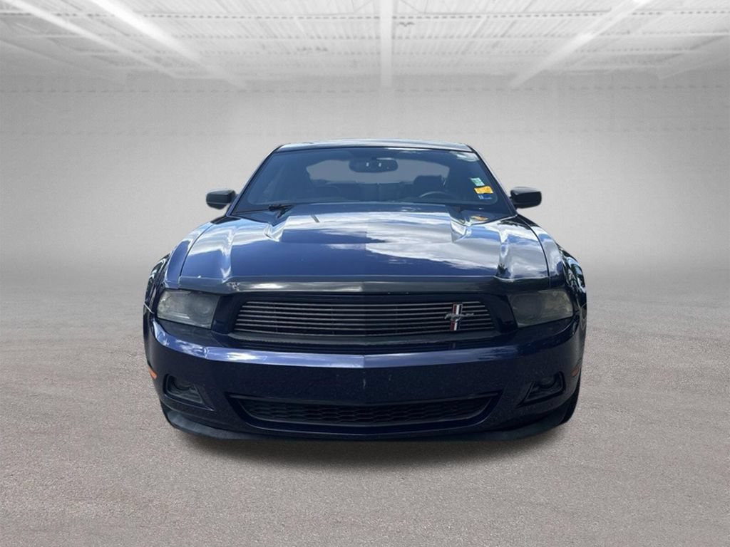 Used 2011 Ford Mustang Premium w/ 203A Rapid Spec Order Code RWD image 10