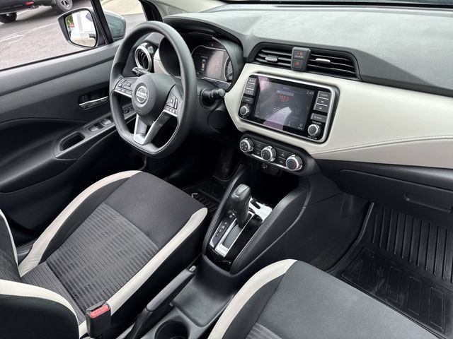 Used 2022 Nissan Versa SV w/ Trunk Package FWD image 27