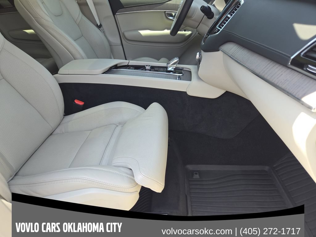Certified 2023 Volvo XC90 B6 Ultimate w/ Protection Package Premier AWD/4WD image 16
