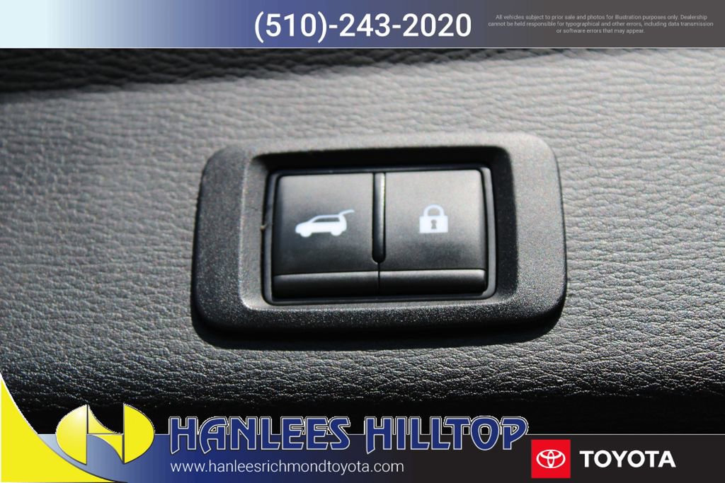 Used 2024 Mitsubishi Outlander SE image 11