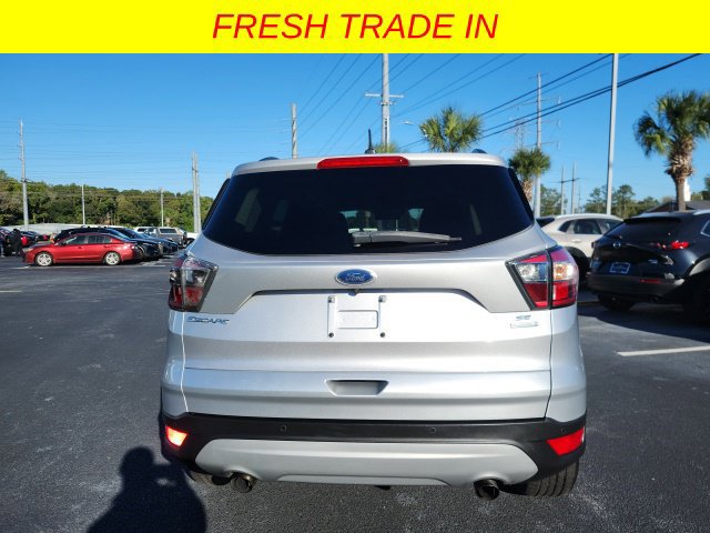 Used 2017 Ford Escape SE w/ Equipment Group 201A FWD image 4