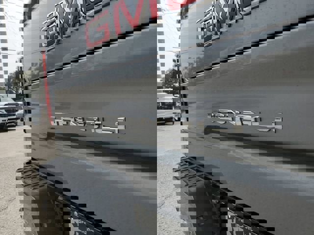 New 2026 GMC Sierra 1500 Denali w/ Denali Reserve Package image 9